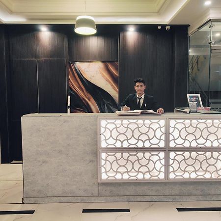 Hotel Almora Sky Near By Delhi International Airport With - Free Airport Pickup And Drop New Delhi Exterior photo